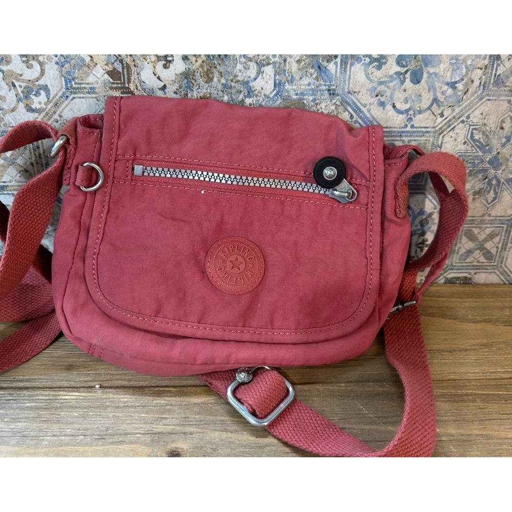 Kipling Crossbody Bag Nylon Flap Messenger Travel Athleisure Compact Small Pink